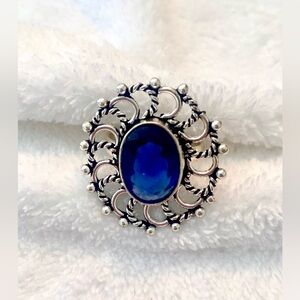 Beautiful London Blue Topaz, 925 marked ring,  size 7 1/2